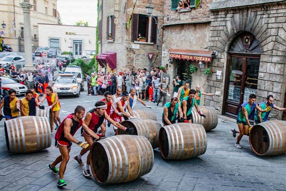 Bravio delle botti di Montepulciano